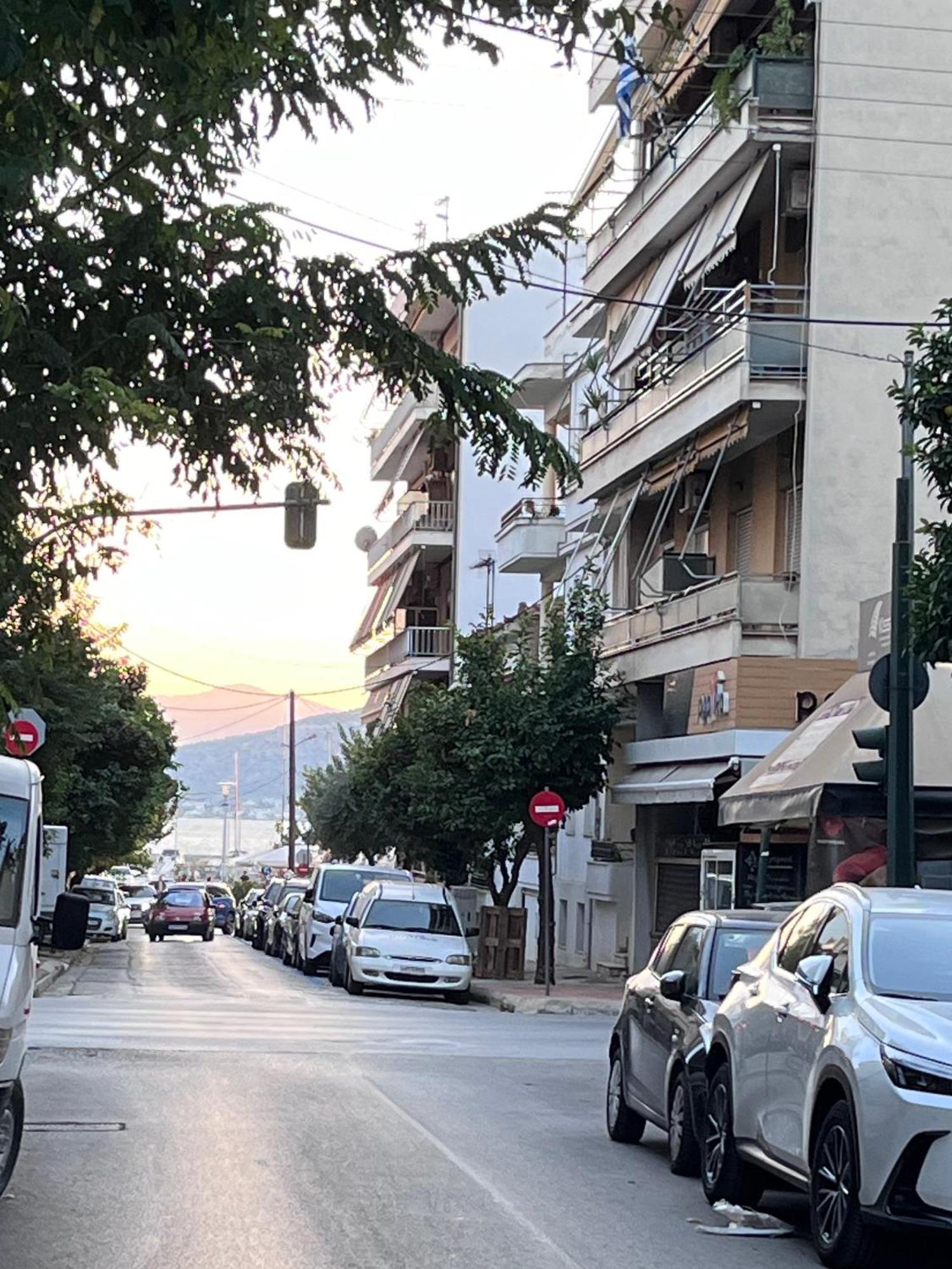 Panos Downtown Flat Vólos